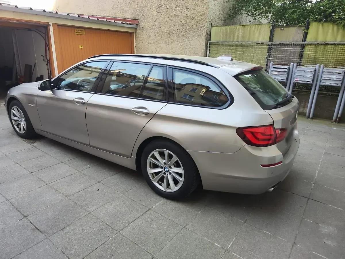 Gebraucht BMW 520 184 PS (135 kW) 2012 Kombi