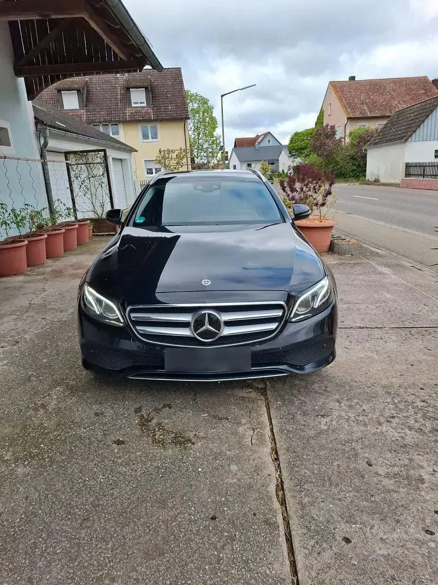 Brugt Mercedes E220 194 HK (142 kW) 2018 Sort Stationcar