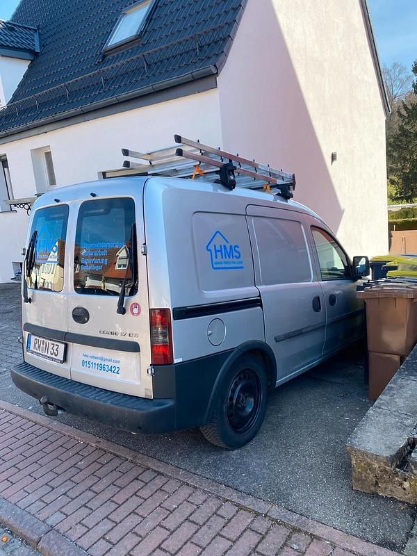 Gebraucht Opel Combo 75 PS (55 kW) 2004 Silber Van / Kleinbus