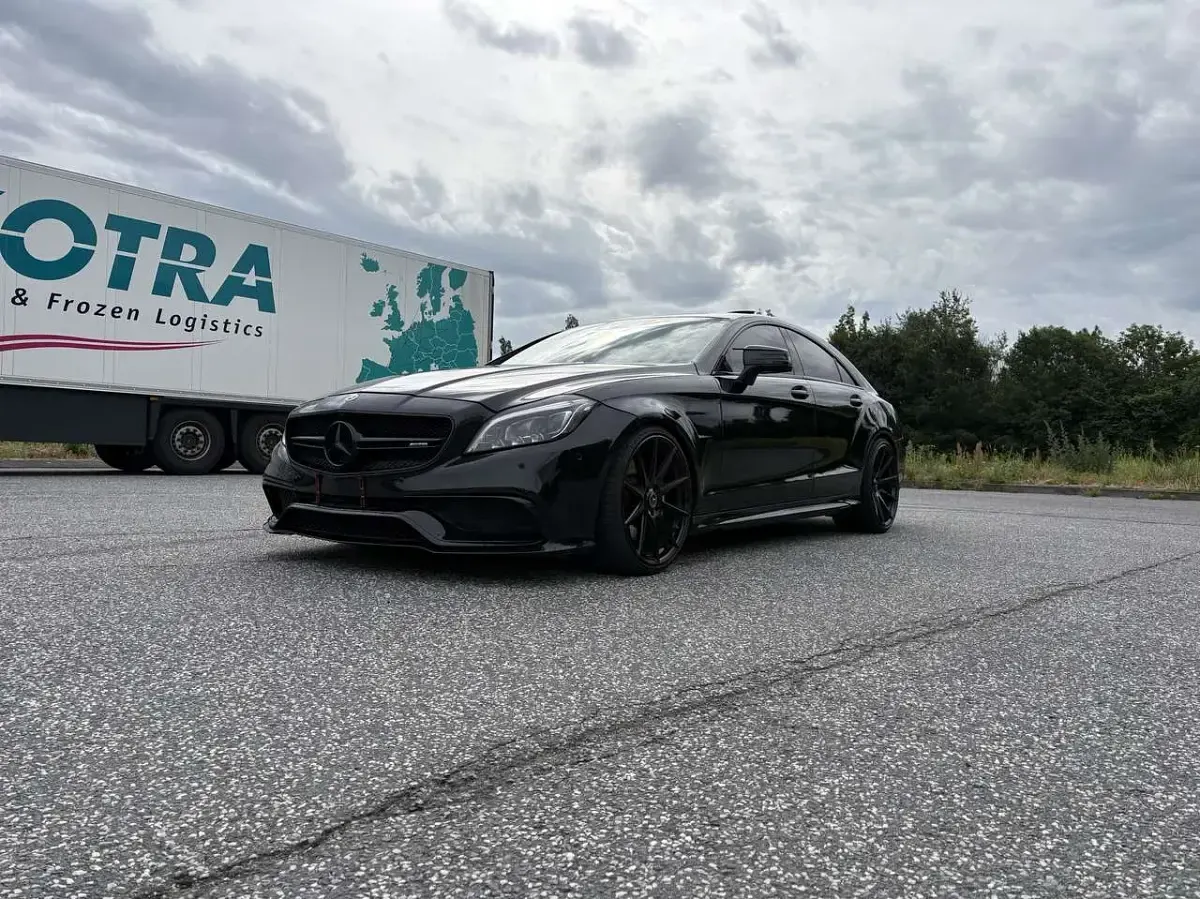 Gebraucht Mercedes CLS63 AMG AMG 557 PS (409 kW) 2015 Schwarz Coupé