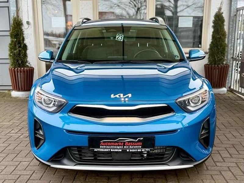 Gebraucht Kia Stonic Vision 120 PS (88 kW) 2024 Sports blue (metallic) SUV