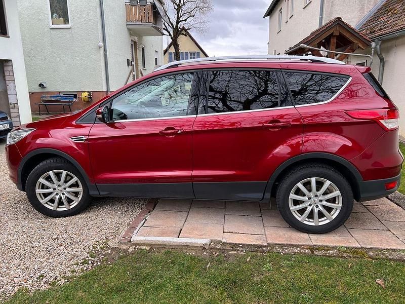 Gebraucht Ford Kuga Titanium S 150 PS (110 kW) 2016 Rot SUV