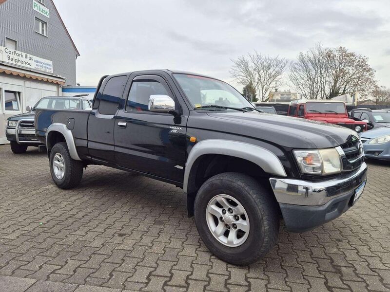 Schwarz Gebraucht 2004 Toyota HiLux Abholung | 21.900 € - Bild 1/4