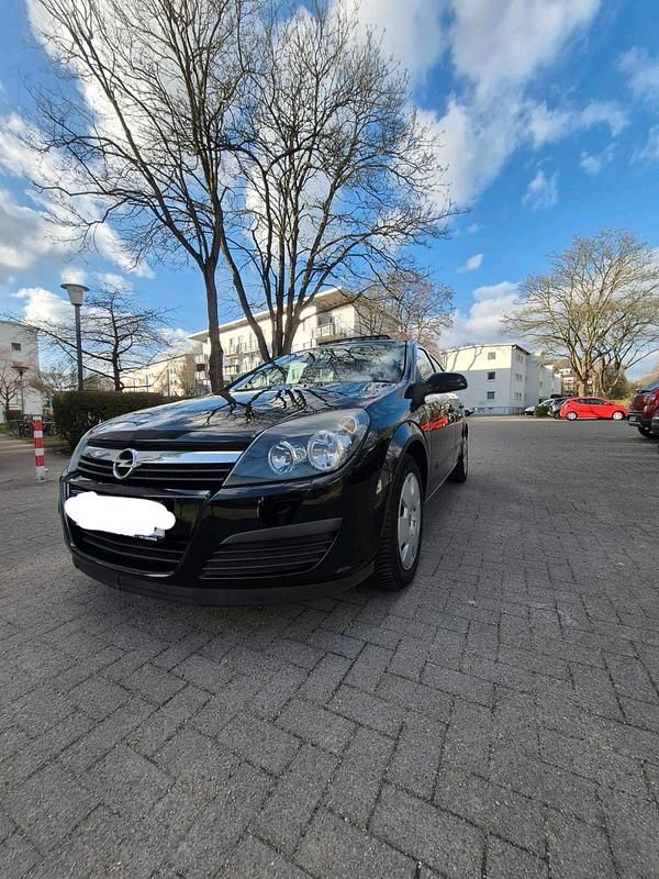 Gebraucht Opel Astra 105 PS (77 kW) 2006 Schwarz Kleinwagen