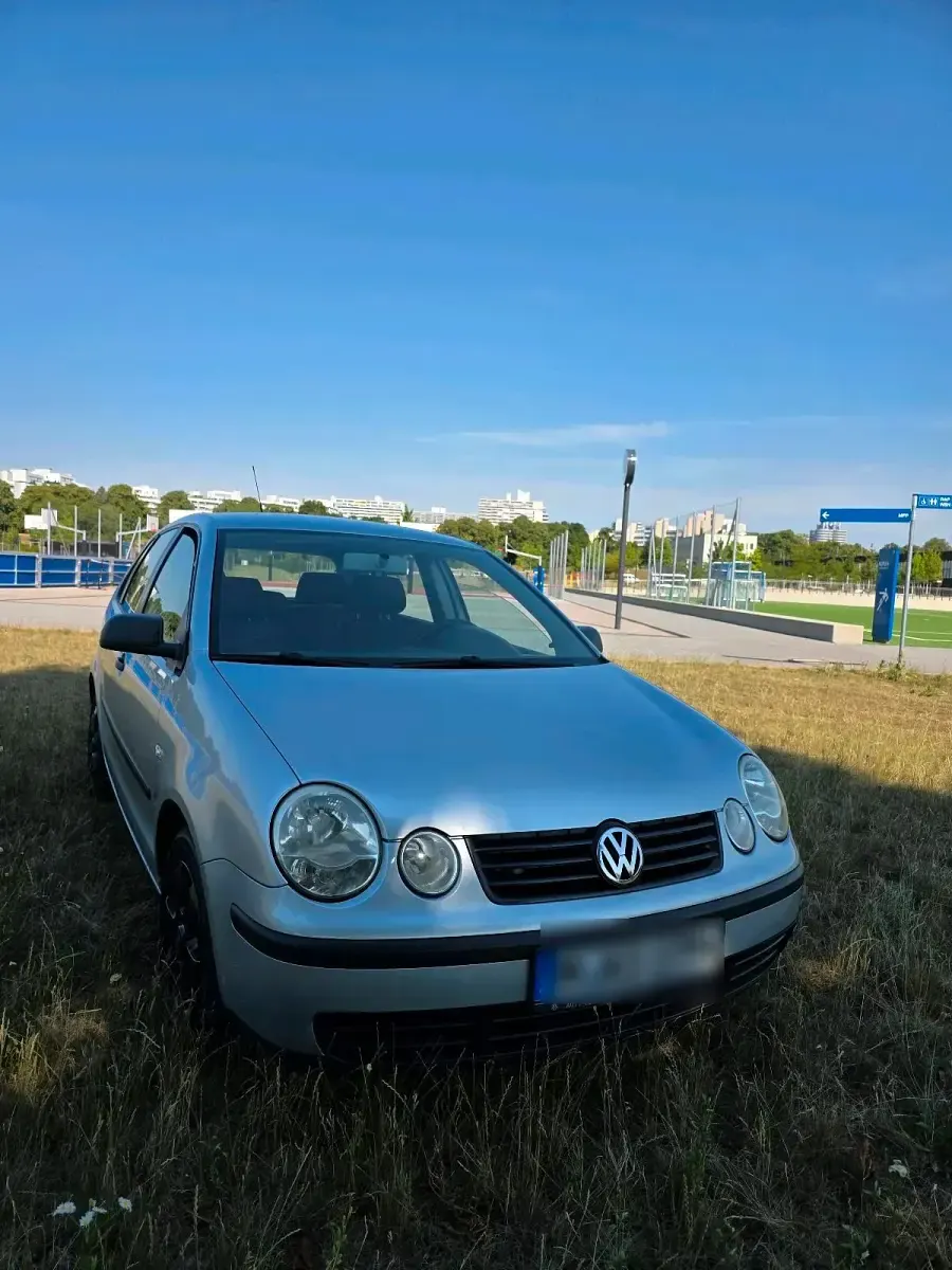 Gebraucht VW Polo 65 PS (47 kW) 2005 Grau Kleinwagen