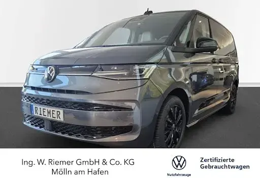 Gebraucht VW Multivan 150 PS (110 kW) 2026 Grau Van / Kleinbus