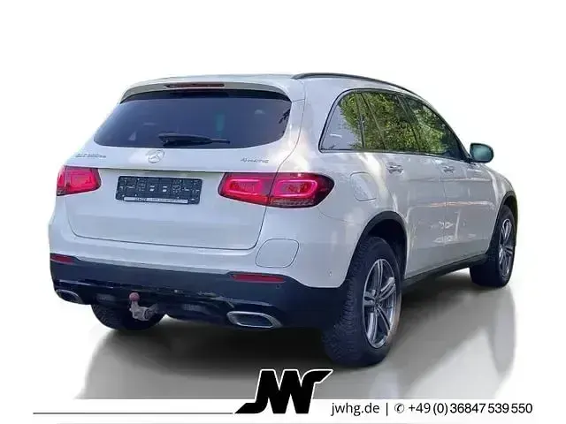 Gebraucht Mercedes GLC300e Night 306 PS (225 kW) 2022 Andere SUV
