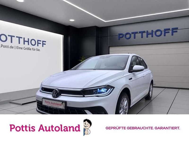 Weiss Gebraucht 2022 VW Polo R-line Limousine | 18.777 € (Guter Preis) - Bild 1/4