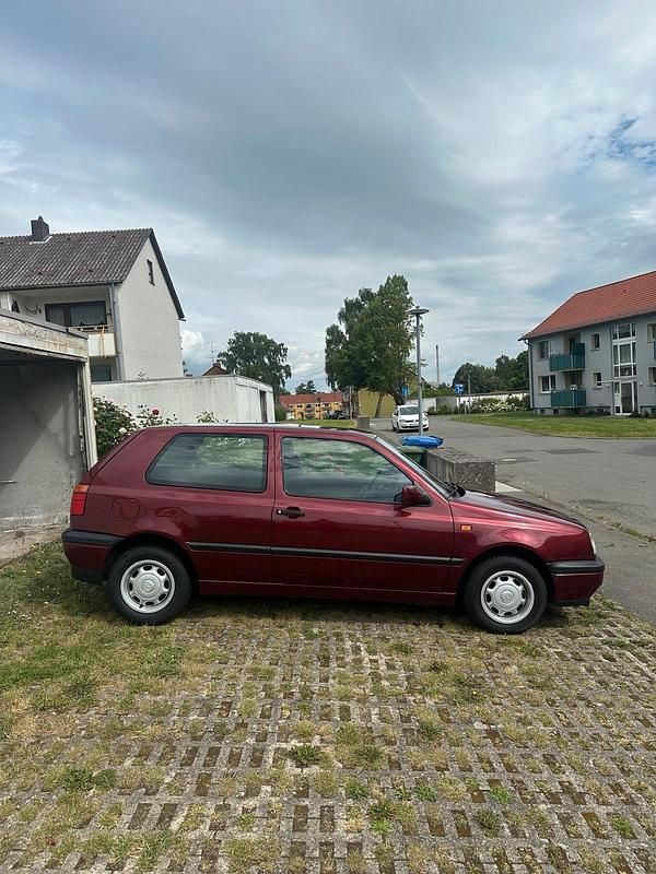 Gebraucht VW Golf III 75 PS (55 kW) 1993 Rot Kleinwagen