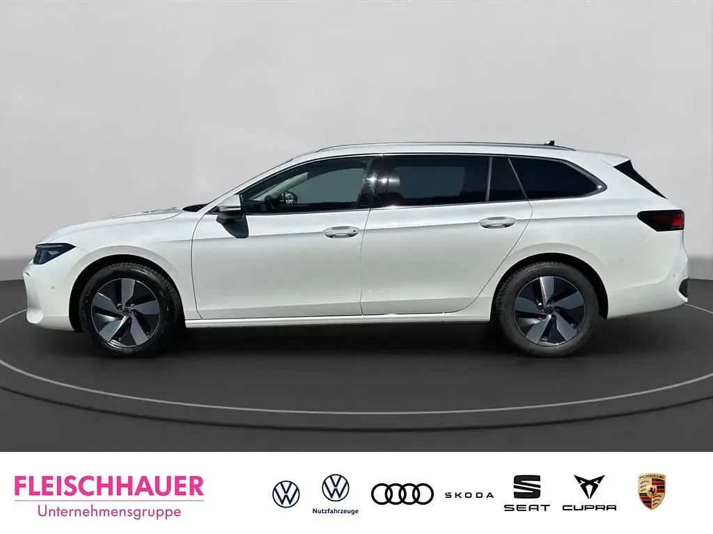 Gebraucht VW Passat Business 150 PS (110 kW) 2025 Weiss Kombi