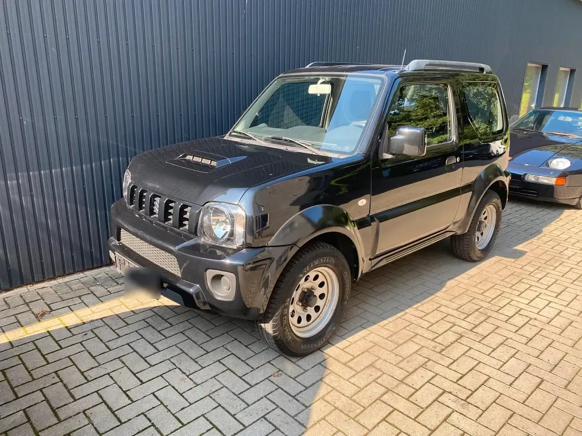 Gebraucht Suzuki Jimny 84 PS (61 kW) 2017 Schwarz SUV