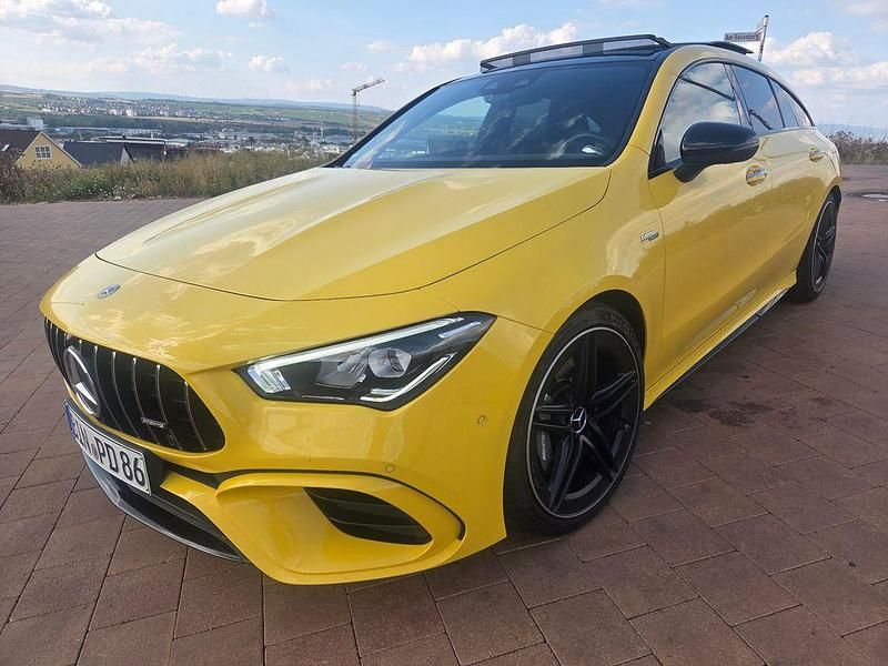 Gelb Gebraucht 2020 Mercedes CLA45 AMG Shooting Brake AMG Kombi | 39.999 € (Fairer Preis) - Bild 1/4