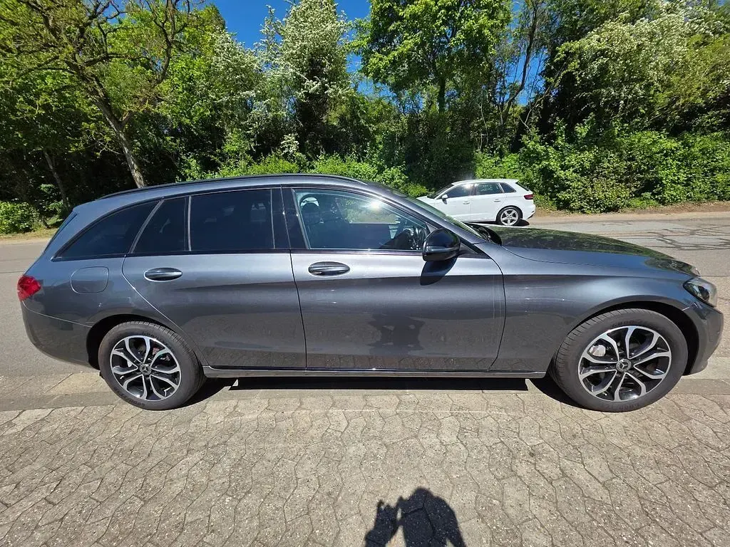 Gebraucht Mercedes C250 211 PS (155 kW) 2018 Grau Kombi