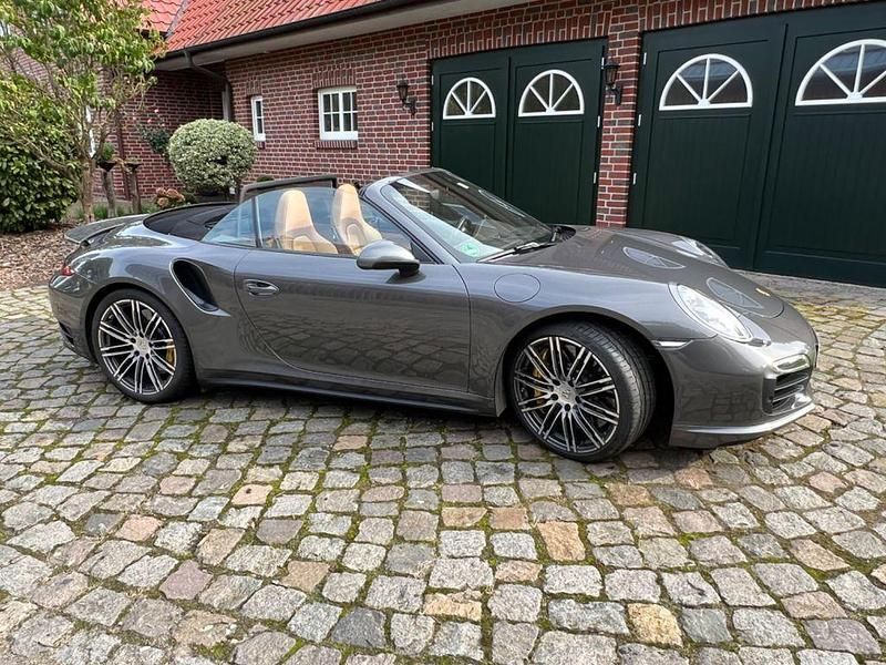 Grau Gebraucht 2014 Porsche 991 Cabrio | 132.400 € (Fairer Preis) - Bild 1/4