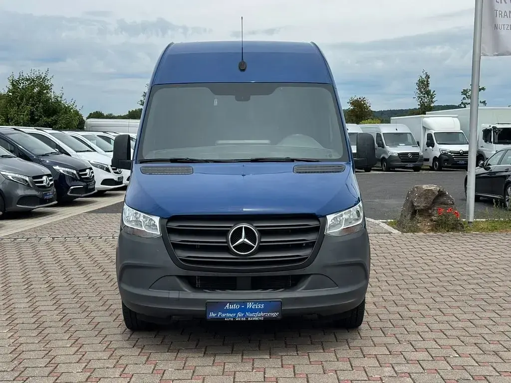 Gebraucht Mercedes Sprinter 150 PS (110 kW) 2022 Blau Van