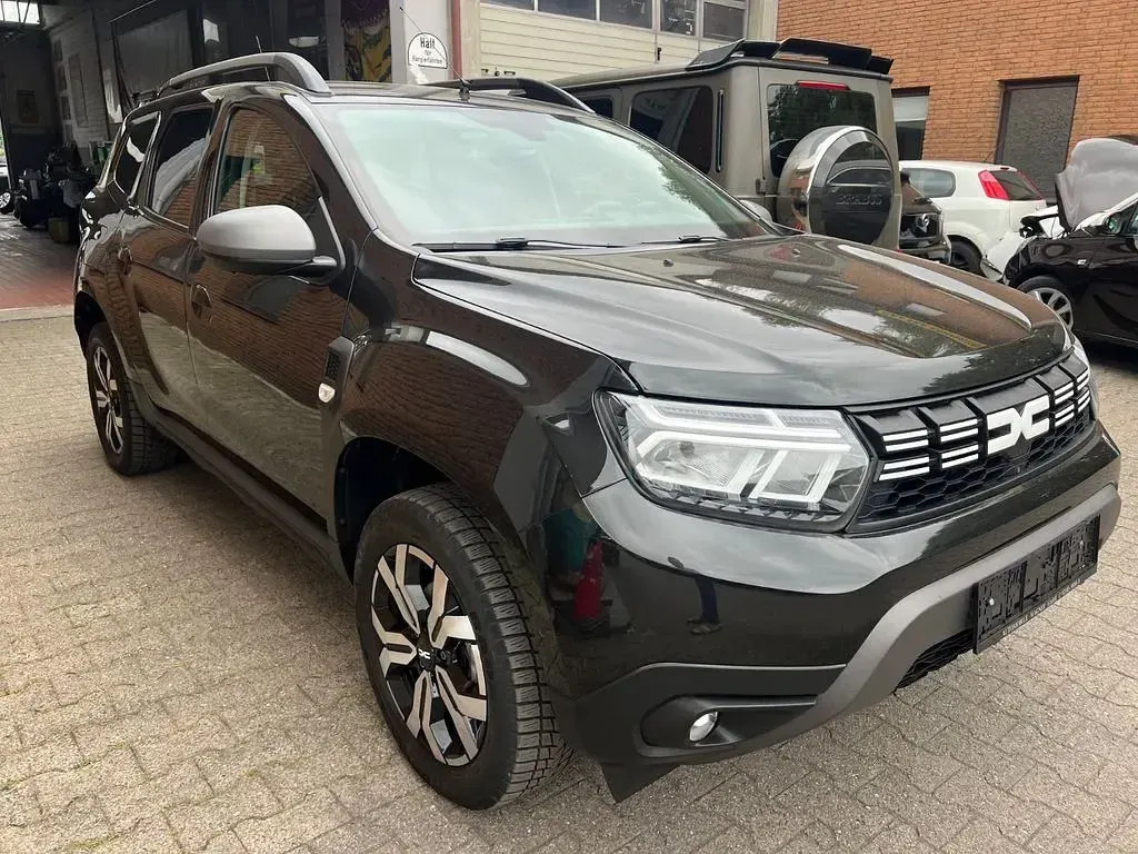Gebraucht Dacia Duster Journey 150 PS (110 kW) 2023 Schwarz SUV