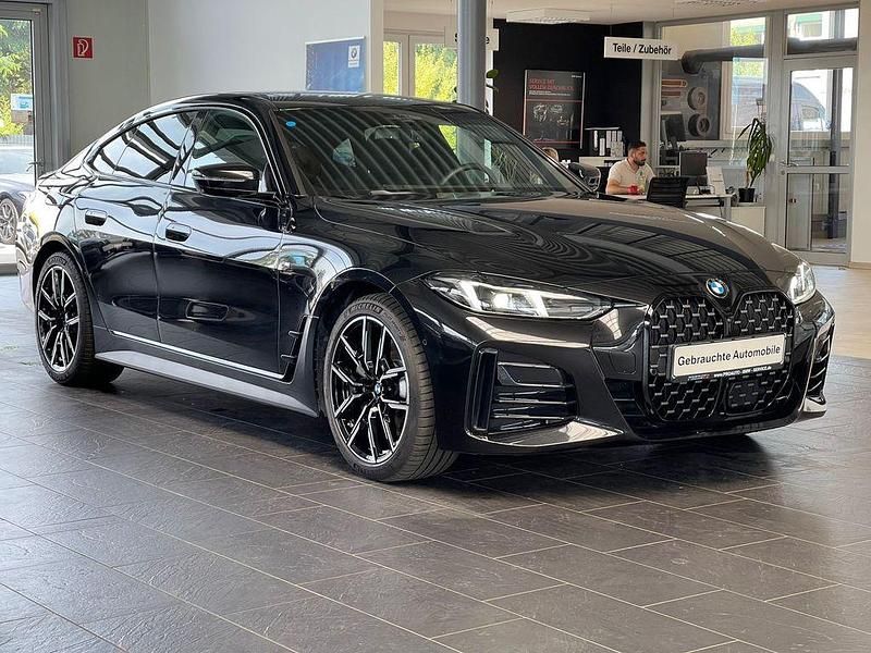 Black sapphire Gebraucht 2024 BMW 430 M Sport Coupé | 51.990 € (Etwas zu teuer) - Bild 1/4