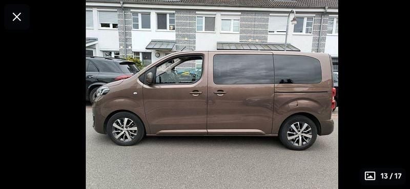 Gebraucht Toyota Proace Team 177 PS (130 kW) 2022 Braun Van / Kleinbus