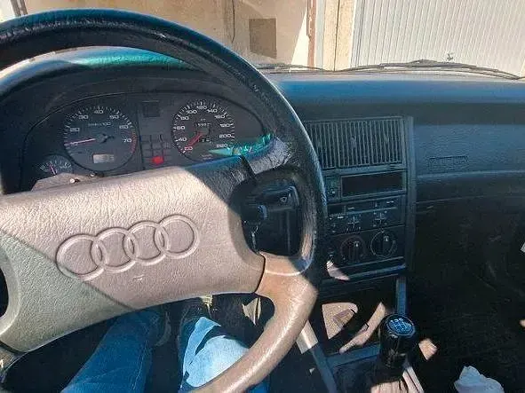 Occasion Audi 80 90 ch (66 kW) 1990 Argent Berline