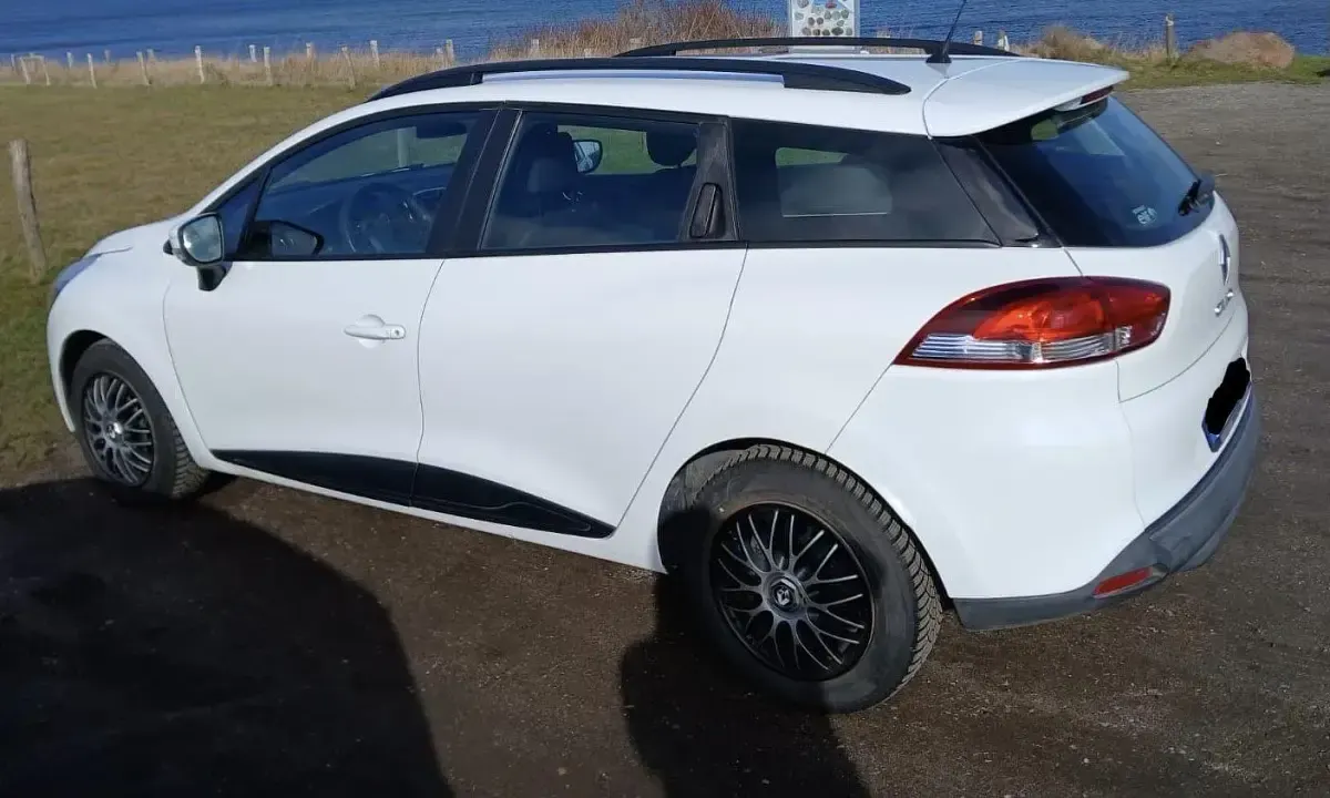 Gebraucht Renault Clio GrandTour Expression 73 PS (53 kW) 2013 Weiß Kombi