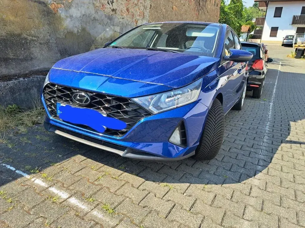 Gebraucht Hyundai i20 Trend 101 PS (74 kW) 2020 Blau Kleinwagen