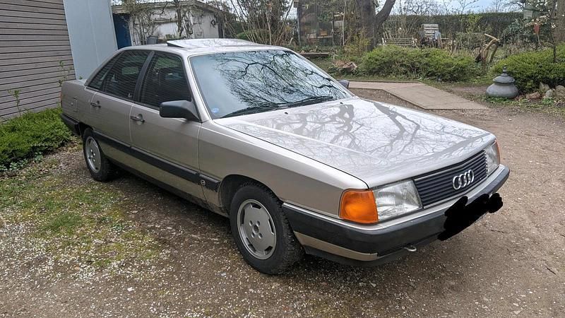 Gebraucht Audi 100 115 PS (84 kW) 1986 Silber Limousine