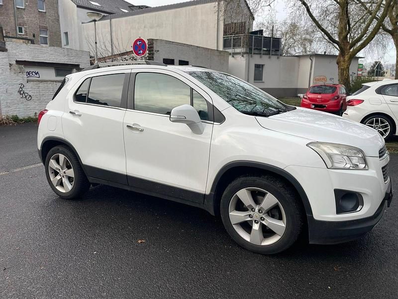 Gebraucht Chevrolet Trax 131 PS (96 kW) 2013 Weiß SUV