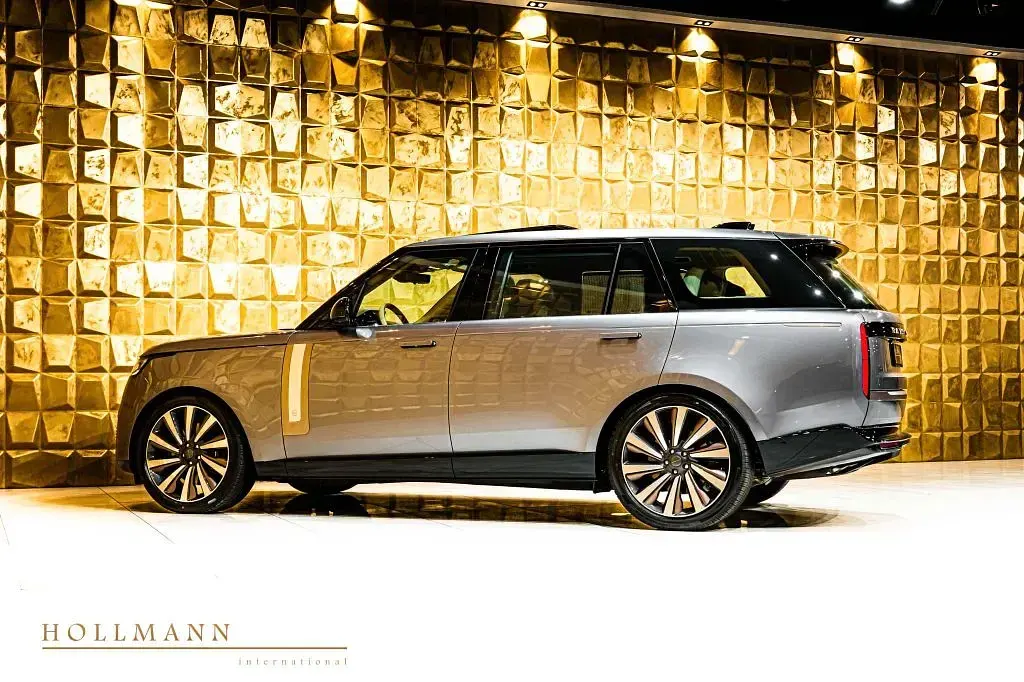 Neu Land Rover Range Rover 615 PS (452 kW) 2026 Grau SUV