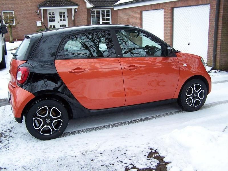 Gebraucht Smart ForFour Prime 71 PS (52 kW) 2016 Orange Kleinwagen