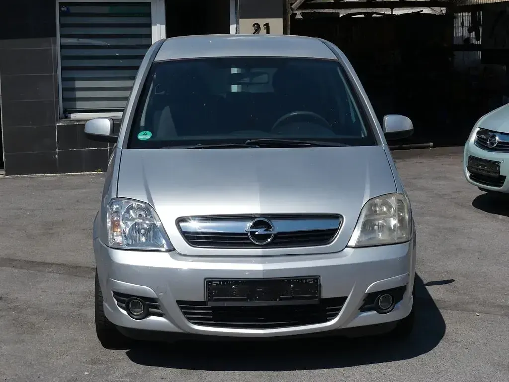 Gebraucht Opel Meriva Edition 90 PS (66 kW) 2007 Silber Van / Kleinbus