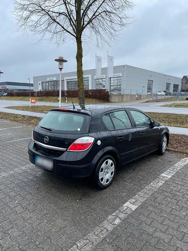 Gebraucht Opel Astra 100 PS (73 kW) 2005 Schwarz Kleinwagen