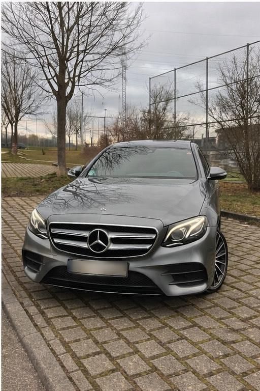 Gebraucht Mercedes E400 AMG 348 PS (255 kW) 2018 Grau Limousine