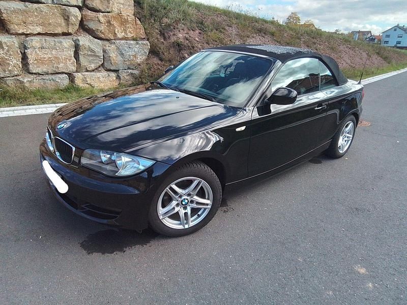 Schwarz Gebraucht 2010 BMW 118 Cabriolet Cabrio | 7.000 € (Guter Preis) - Bild 1/4