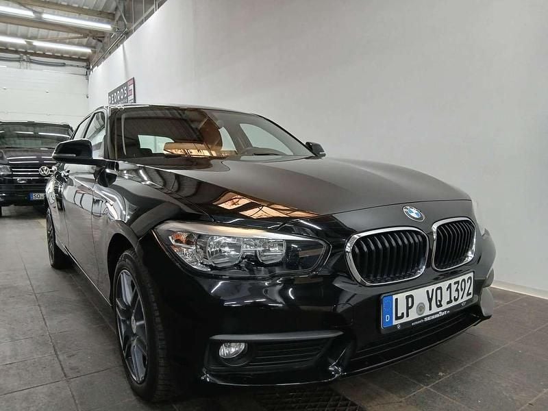 Gebraucht BMW 116 Advantage 109 PS (80 kW) 2015 Schwarz Kleinwagen