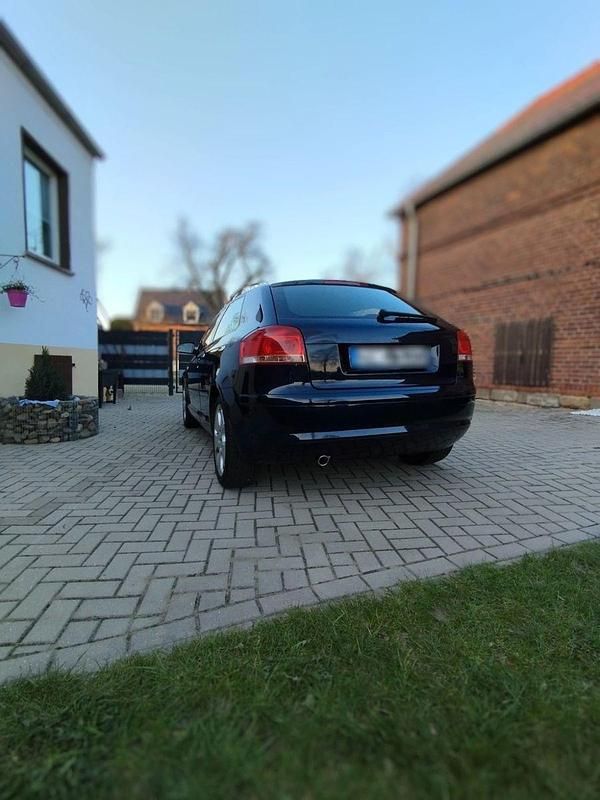 Gebraucht Audi A3 Ambition 102 PS (75 kW) 2004 Blau Kleinwagen