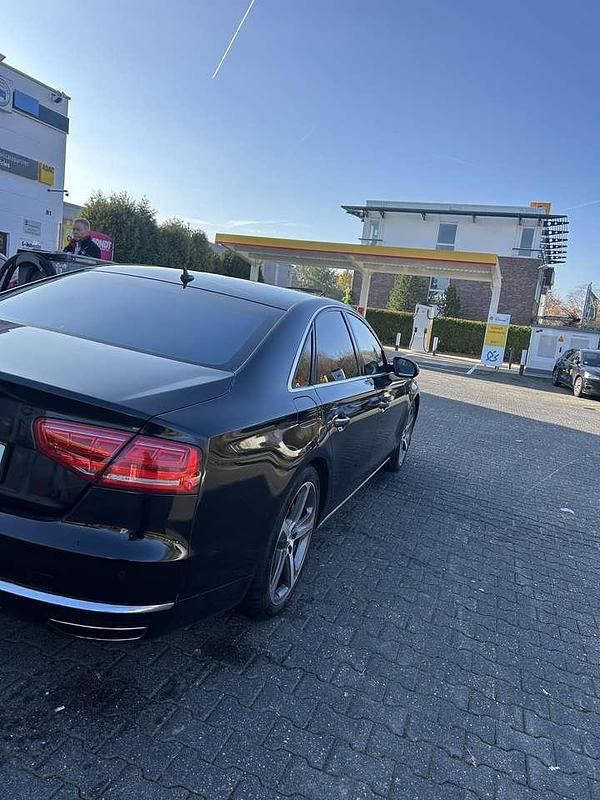 Gebraucht Audi A8 351 PS (258 kW) 2011 Limousine