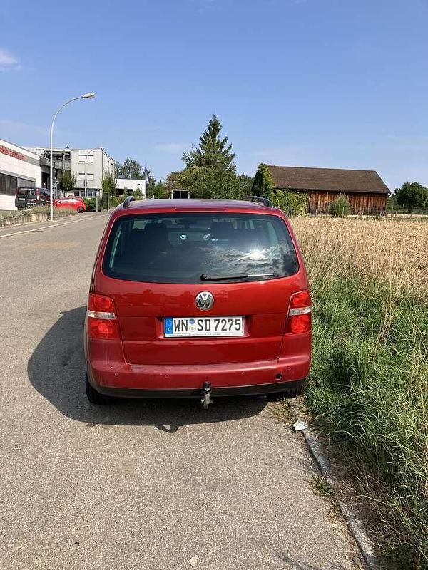 Gebraucht VW Touran 116 PS (85 kW) 2004 Rot Van / Kleinbus