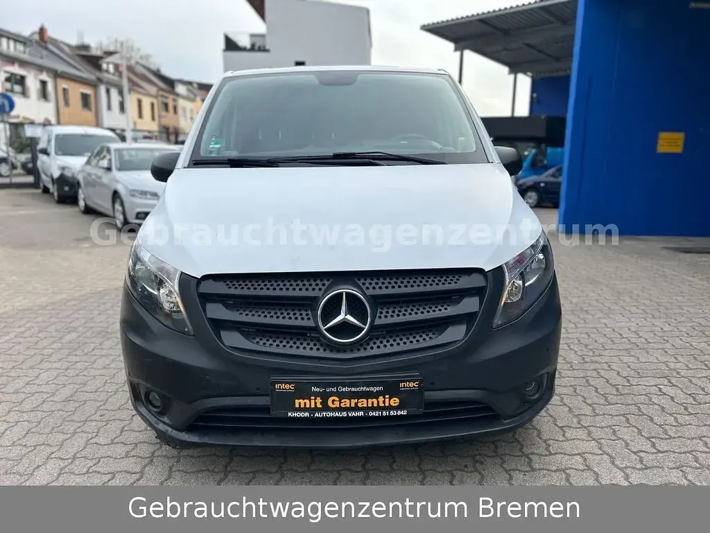 Gebraucht Mercedes Vito 163 PS (119 kW) 2017 Weiß Van