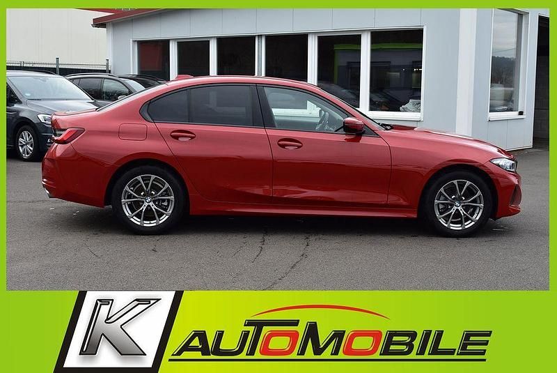 Gebraucht BMW 320 Shadowline 190 PS (139 kW) 2023 Rot Limousine