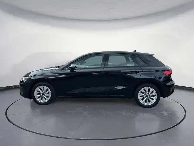 Gebraucht Audi A3 Sportback e-tron Advanced 204 PS (150 kW) 2023 Brillantschwarz Kleinwagen
