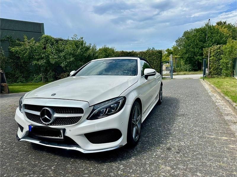 Weiß Gebraucht 2018 Mercedes C200 Cabrio | 27.900 € (Fairer Preis) - Bild 1/4