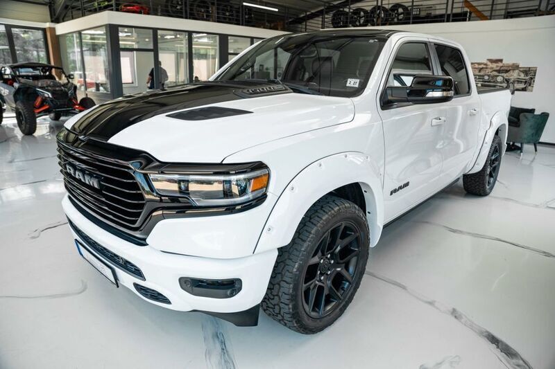 Weiß Gebraucht 2022 Dodge Ram Abholung | 61.990 € (Teuer) - Bild 1/4
