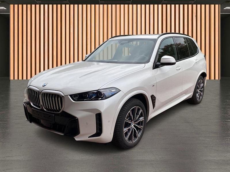 Gebraucht BMW X5 Shadowline 298 PS (219 kW) 2024 Weiß weiß (metallic) SUV