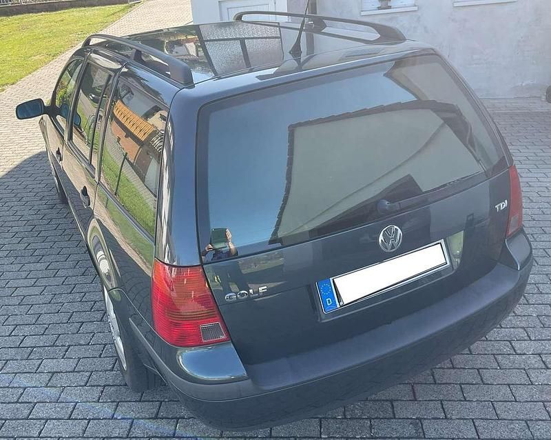 Gebraucht VW Golf IV Edition 101 PS (74 kW) 2000 Blau Kombi
