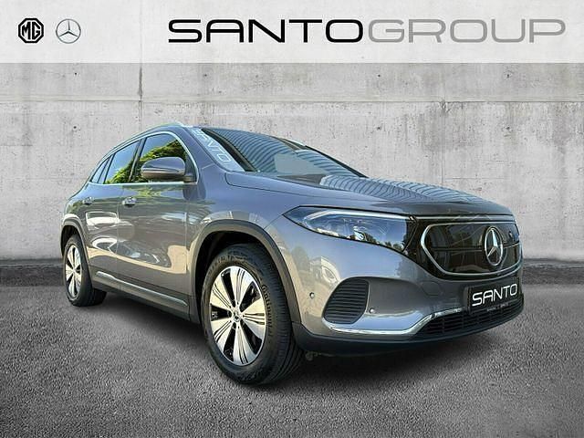 Grey metallic Gebraucht 2023 Mercedes EQA300 Progressive SUV | 34.890 € (Teuer) - Bild 1/4