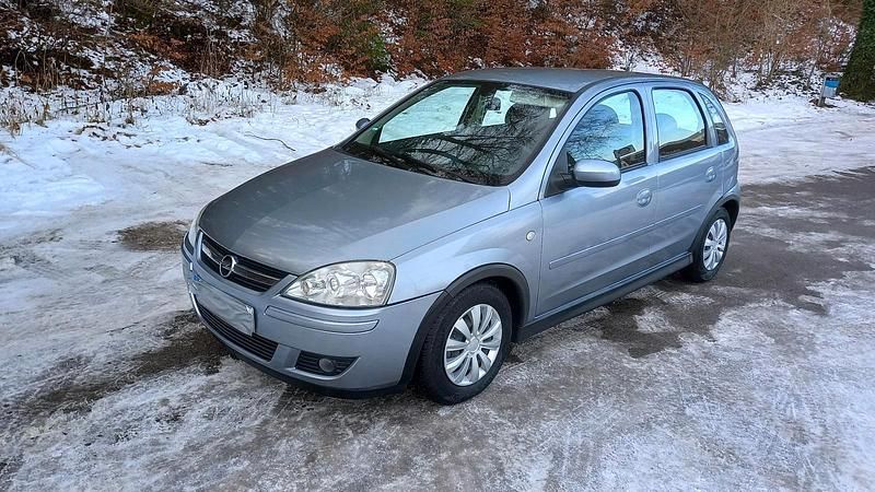 Gebraucht Opel Corsa 80 PS (58 kW) 2005 Silber Limousine