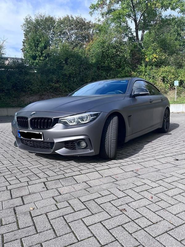 Gebraucht BMW 420 190 PS (139 kW) 2018 Silber Coupé