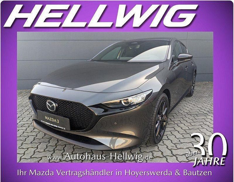 Grau Neu 2025 Mazda 3 Homura-Line Limousine | 24.580 € (Superpreis) - Bild 1/4