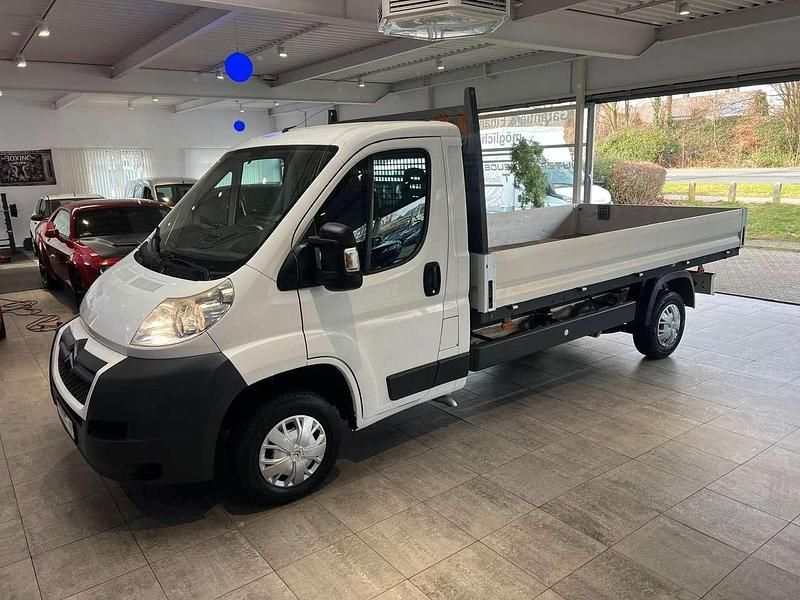 Lack weiss banquise/deckende l Gebraucht 2012 Citroën Jumper Van / Kleinbus | 10.500 € (Fairer Preis) - Bild 1/4