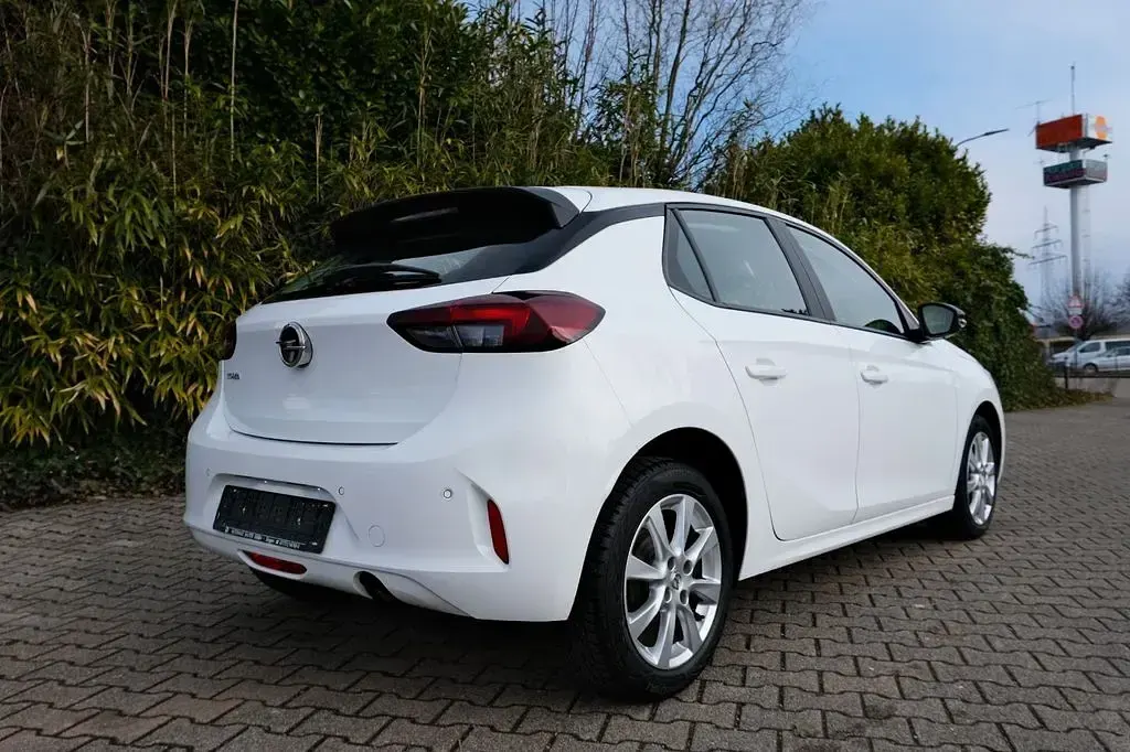 Gebraucht Opel Corsa Edition 75 PS (55 kW) 2021 Jade weiss/arktis weiss Kleinwagen